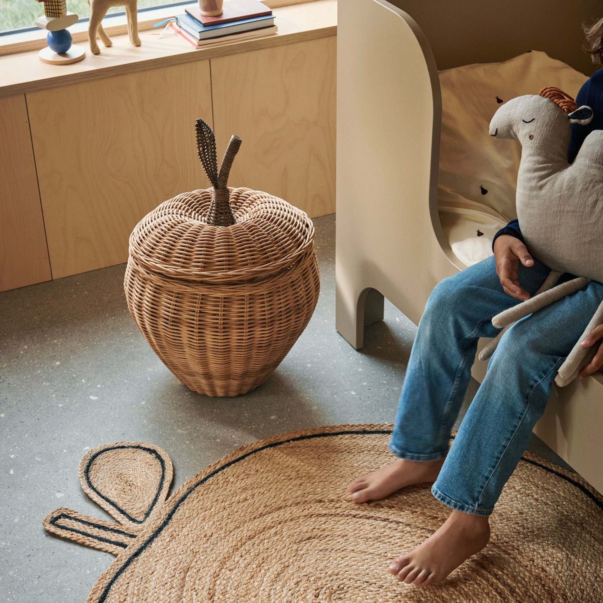 Apple Braided Storage